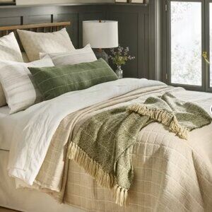 Hearth & Hand‎ with Magnolia Herringbone Stripe Woven Bed Blanket Green/Cream